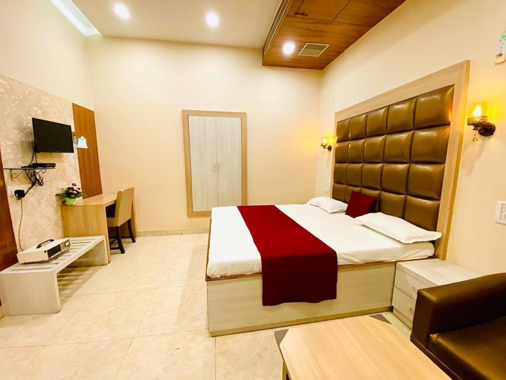 Hotel Prayag Allāhābād Junction Zewnętrze zdjęcie